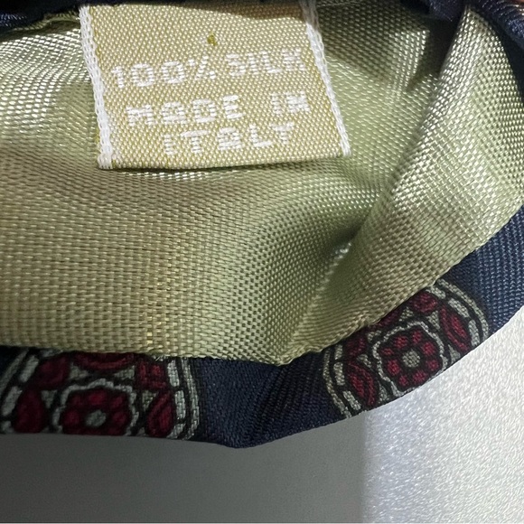 CHRISTOPHER HAYES SILK Neck Tie Mens Blue Red Geometric Casual Suit Medallion 57 - Picture 6 of 6